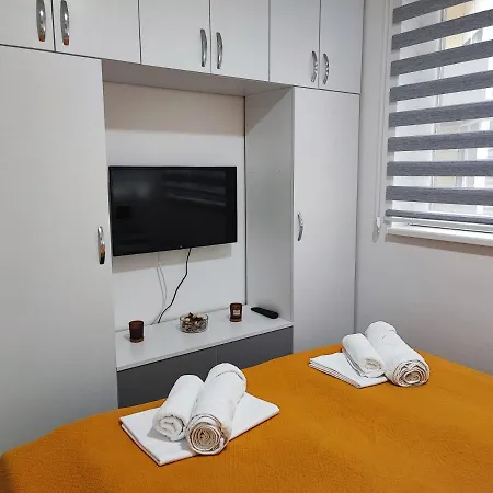 Apartament White Pearl &