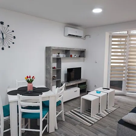 White Pearl & Apartament