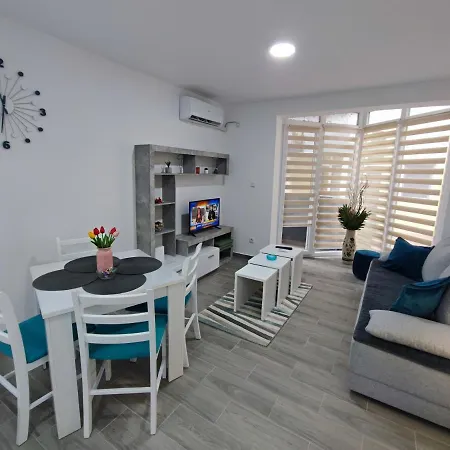 White Pearl & Apartament Veliko Gradište