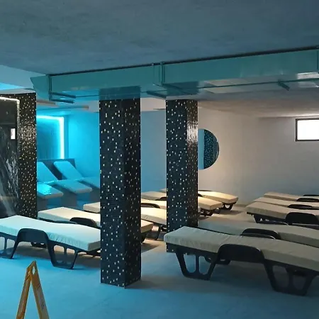 Apartament White Pearl &