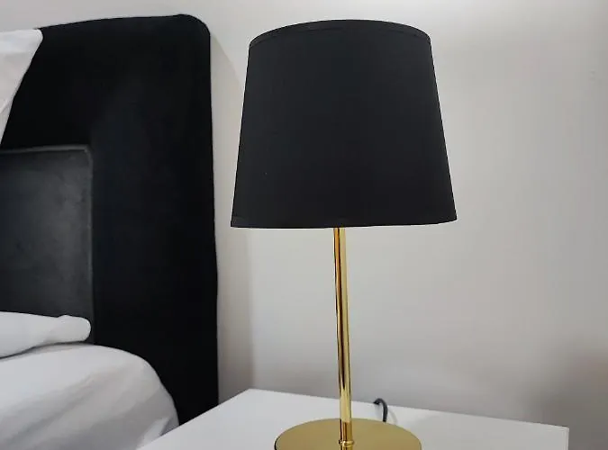 White Pearl & Apartment *