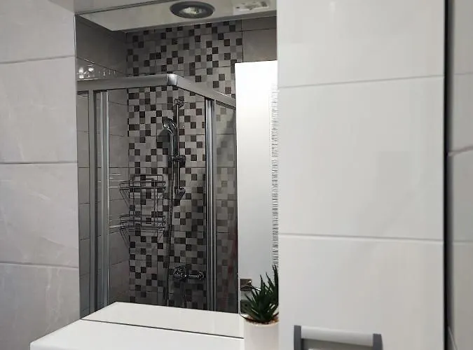 Apartment White Pearl &