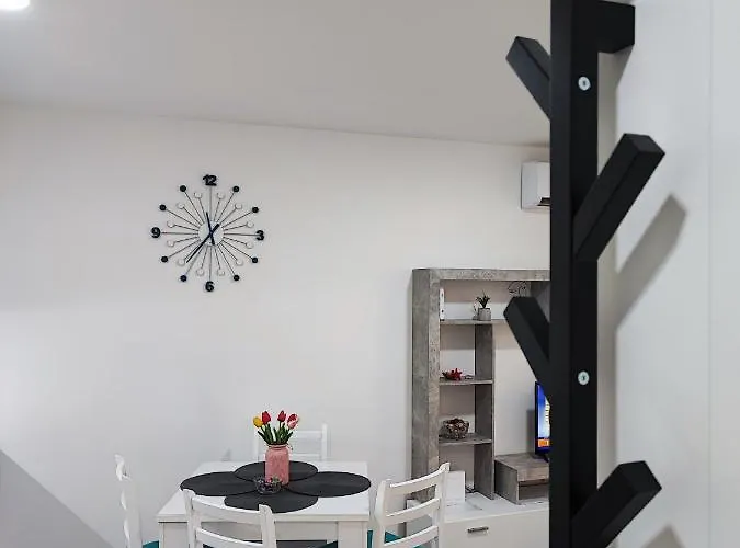 White Pearl & Apartment Veliko Gradište