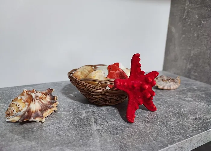 Apartment White Pearl &