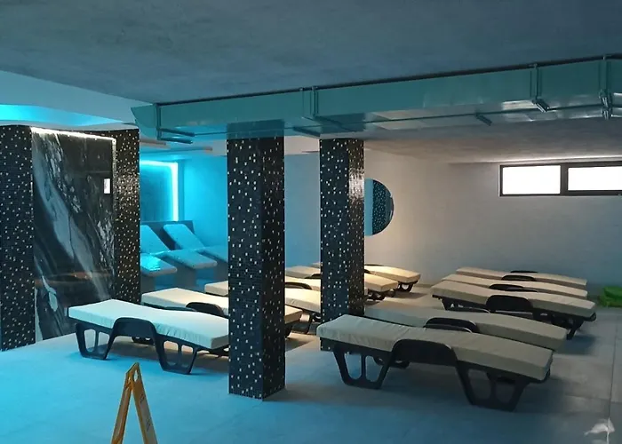 Apartment White Pearl &